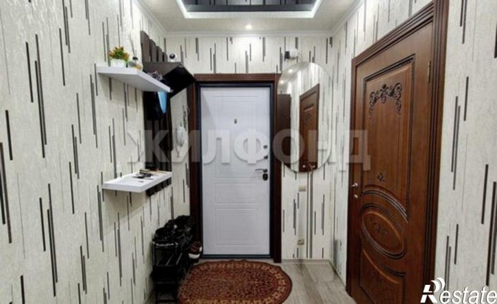 3-комн квартира ул Сибиряков-Гвардейцев, 53/7,  д. 53/7