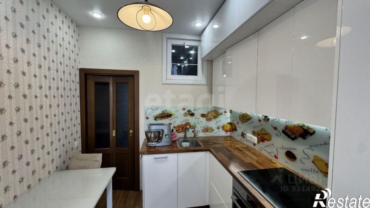 3-комн квартира Красный пр-кт, 33,  д. 33