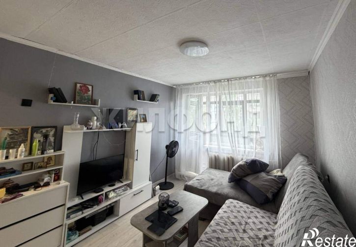 2-комн квартира Объединения улица, д.31