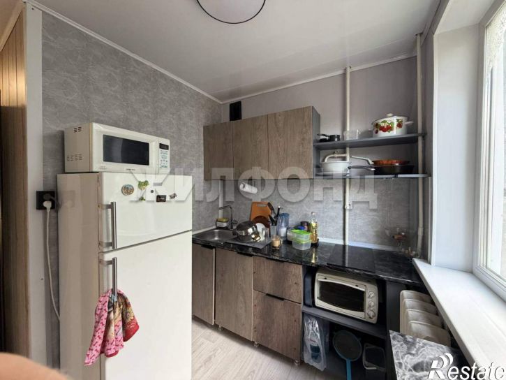 2-комн квартира Объединения улица, д.31