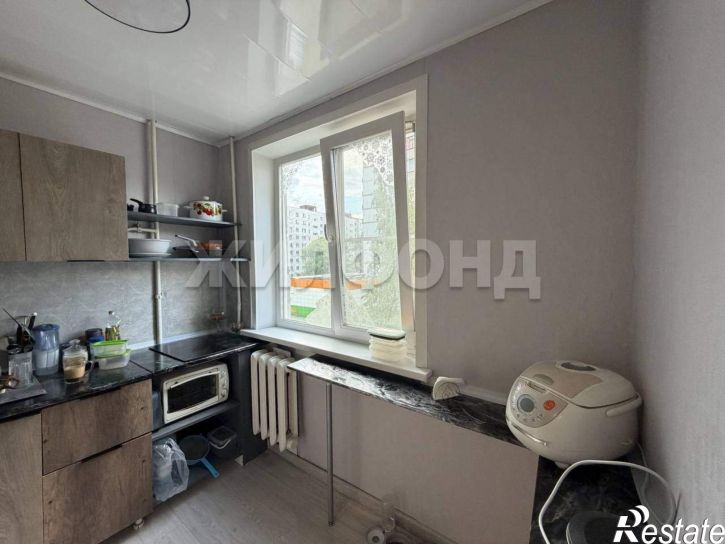 2-комн квартира Объединения улица, д.31