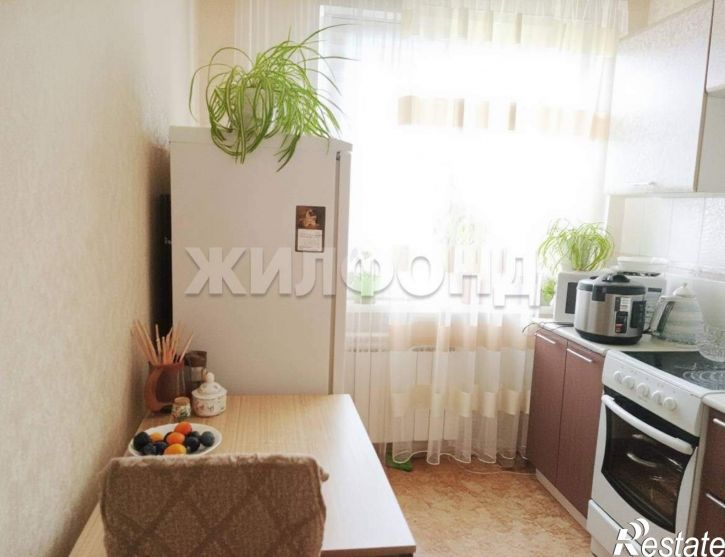 1-комн квартира Связистов улица, д.141