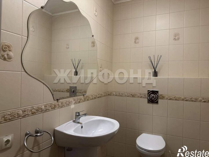3-комн квартира Зыряновская улица, д.57