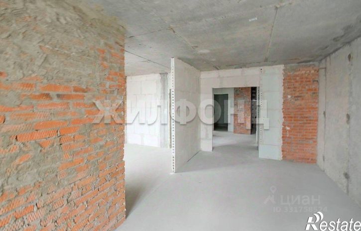 3-комн квартира ул Галущака, 15,  д. 15