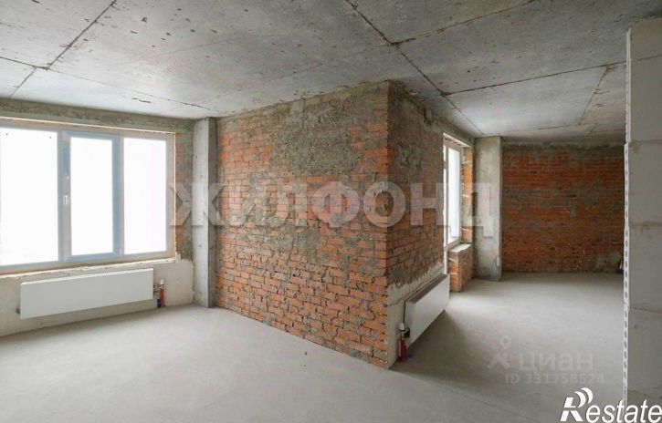 3-комн квартира ул Галущака, 15,  д. 15