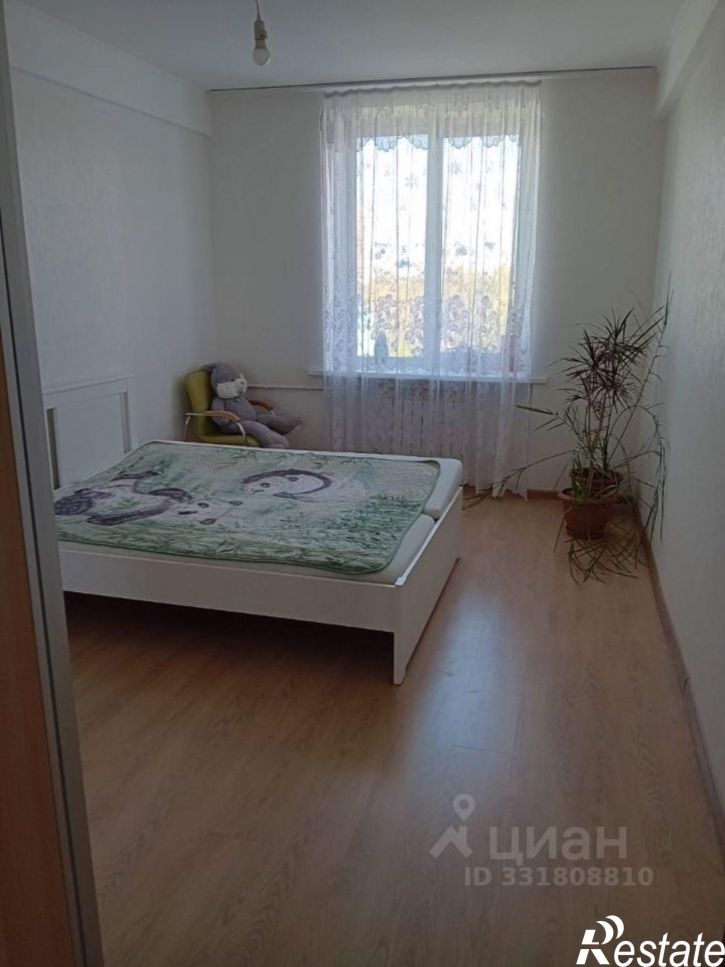 3-комн квартира ул Пархоменко, 4,  д. 4