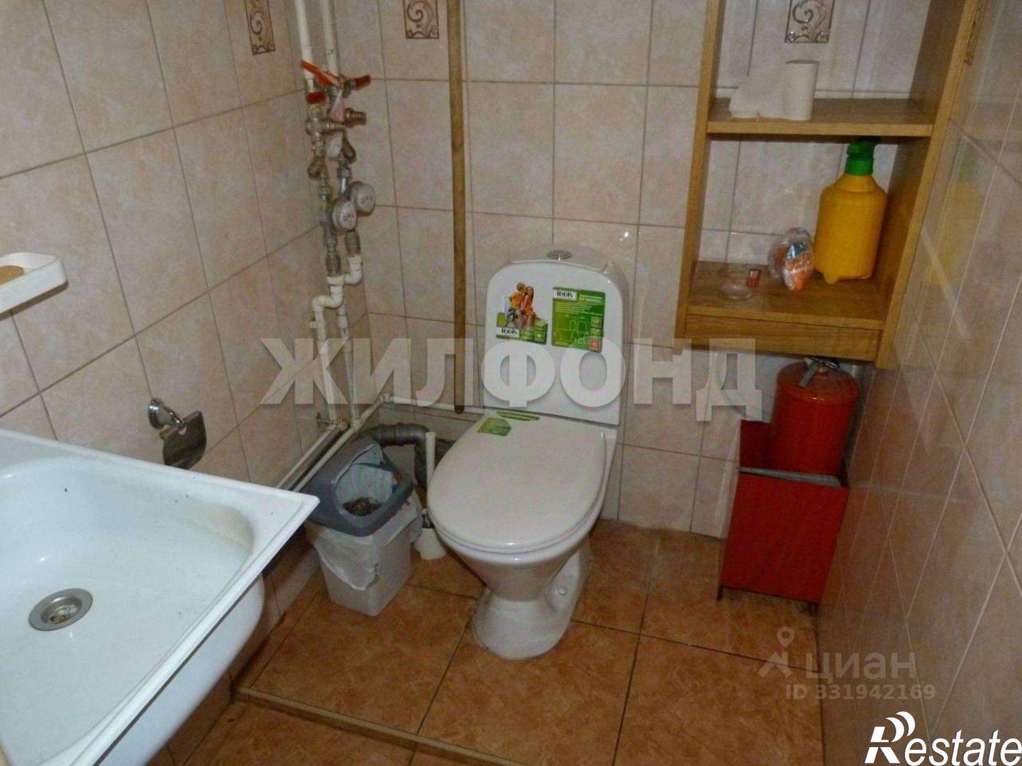 Купить торговое помещение за 5 900 040 рублей на ул Виктора Уса, 9