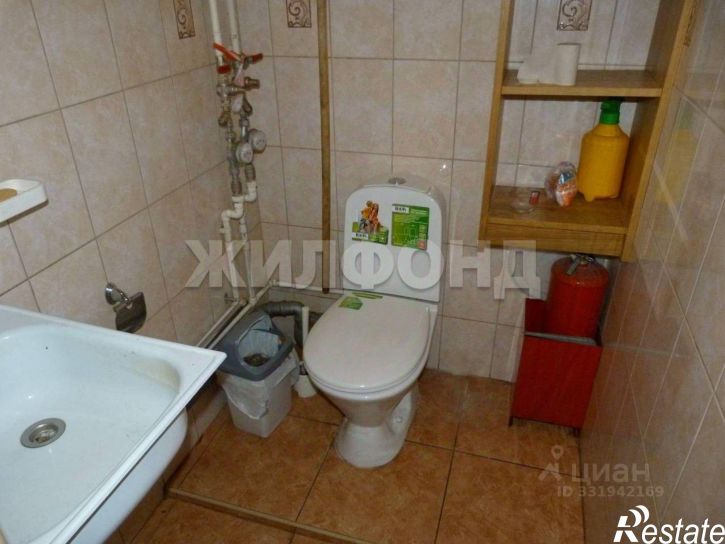 Торговое помещение ул Виктора Уса, 9,  д. 9