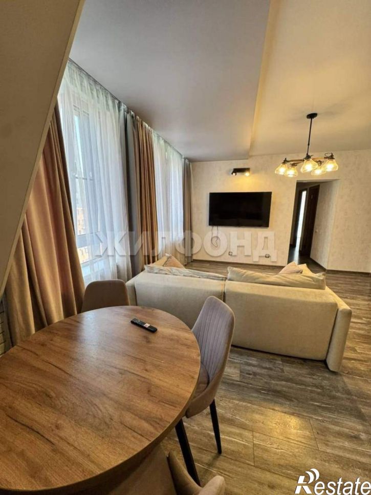 2-комн квартира Красный проспект, д.323/12