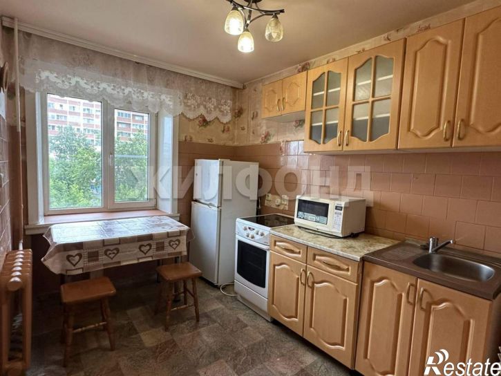 2-комн квартира Громова улица, д.18