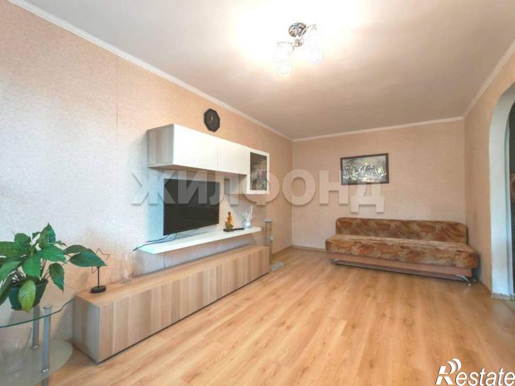 2-комн квартира Ватутина улица, д.63/1