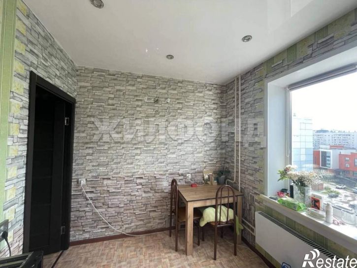1-комн квартира Титова улица, д.238/2