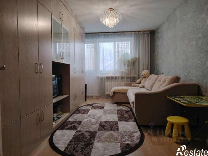 3-комн квартира ул 9-й Гвардейской Дивизии, 22,  д. 22