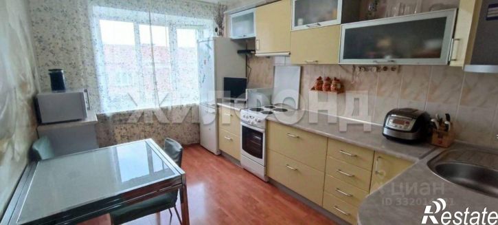 4-комн квартира ул Вертковская, 40,  д. 40