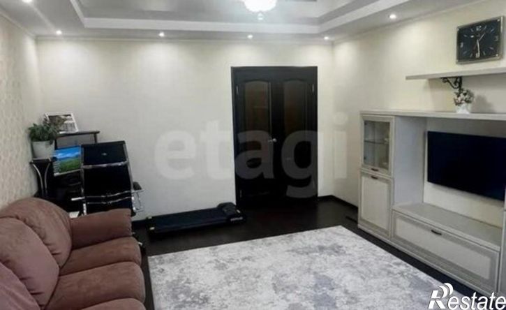 3-комн квартира ул Лазурная, 32,  д. 32