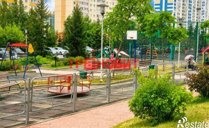 2-комн квартира ул Виктора Уса, 4,  д. 4