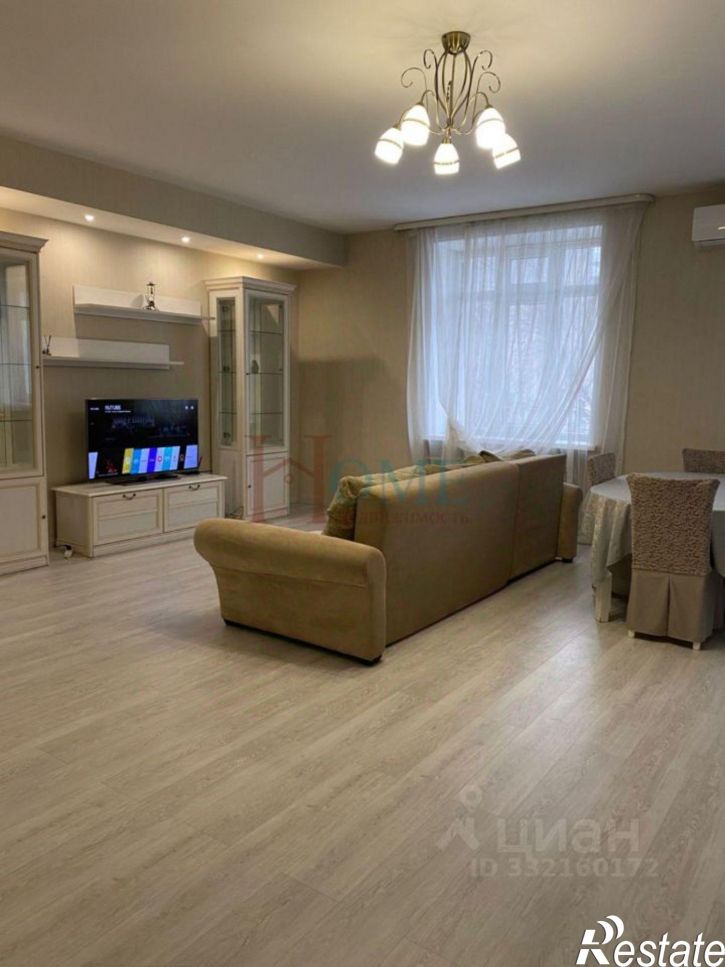 3-комн квартира Красный пр-кт, 157,  д. 157
