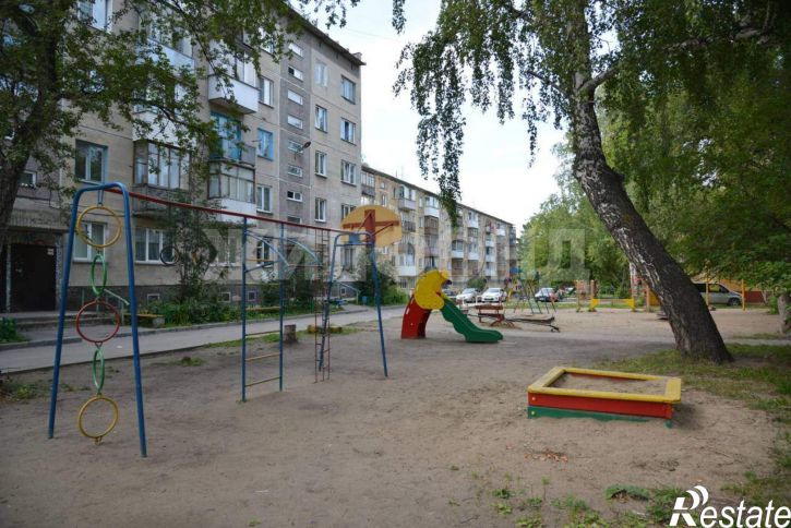 1-комн квартира Есенина улица, д.55/1