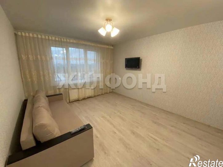 2-комн квартира Татьяны Снежиной улица, д.42