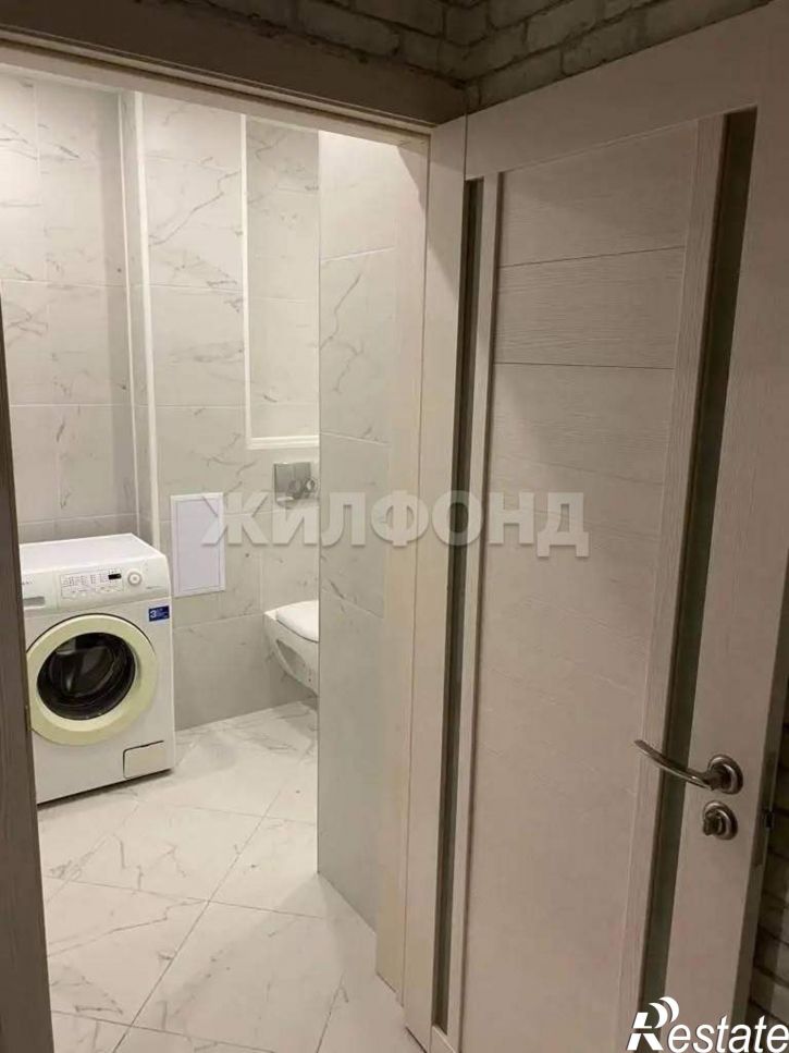 2-комн квартира Татьяны Снежиной улица, д.42