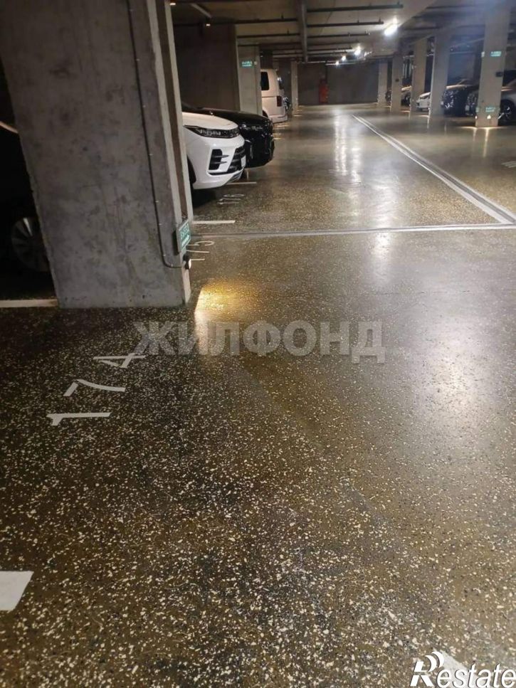 Гараж/парковка Никитина улица, д.10