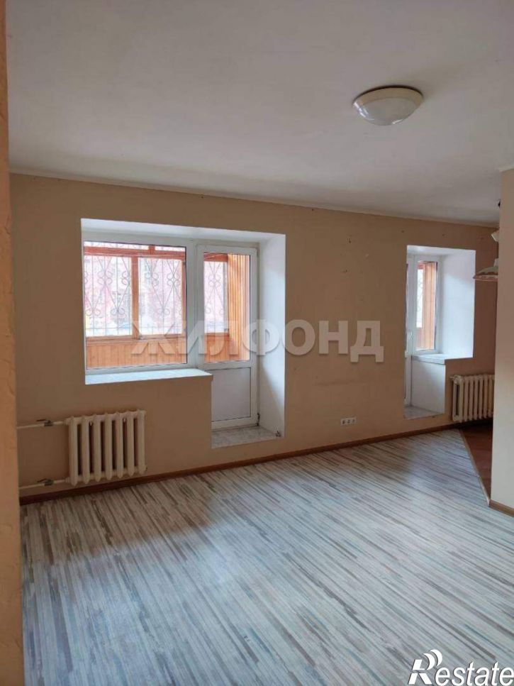 4-комн квартира Троллейная улица, д.9
