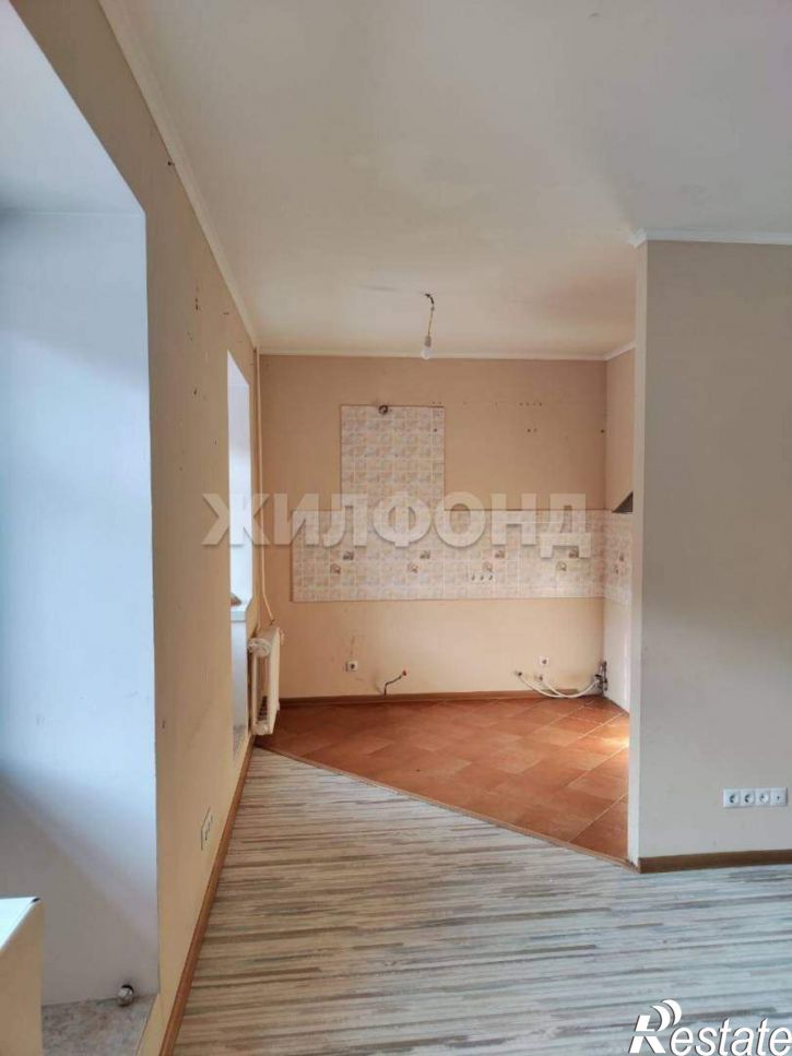 4-комн квартира Троллейная улица, д.9