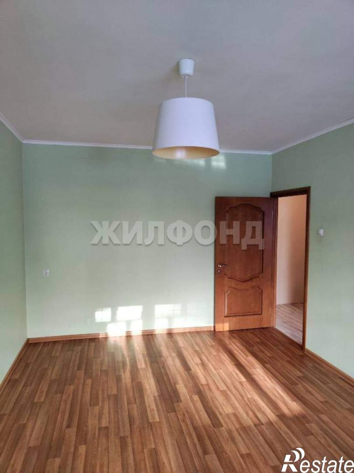 4-комн квартира Троллейная улица, д.9