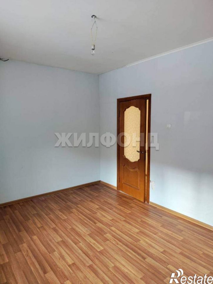 4-комн квартира Троллейная улица, д.9