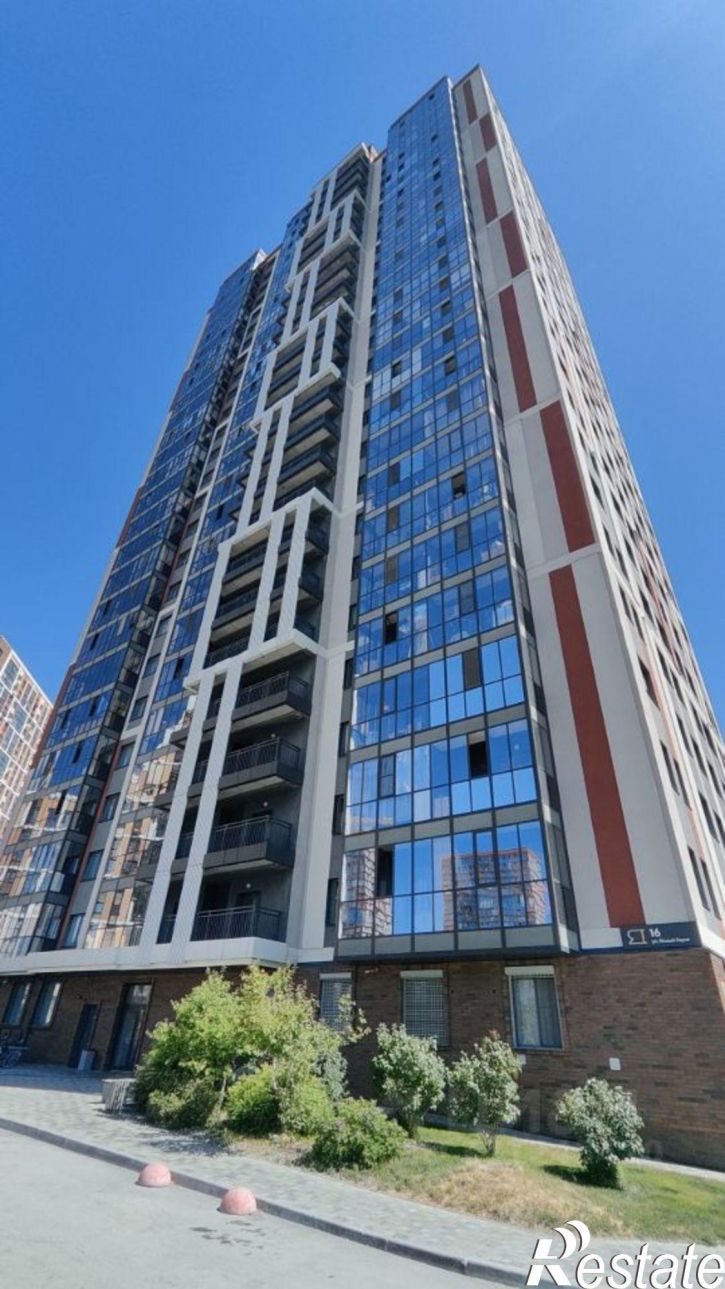 3-комн квартира ул Ясный Берег, 16,  д. 16