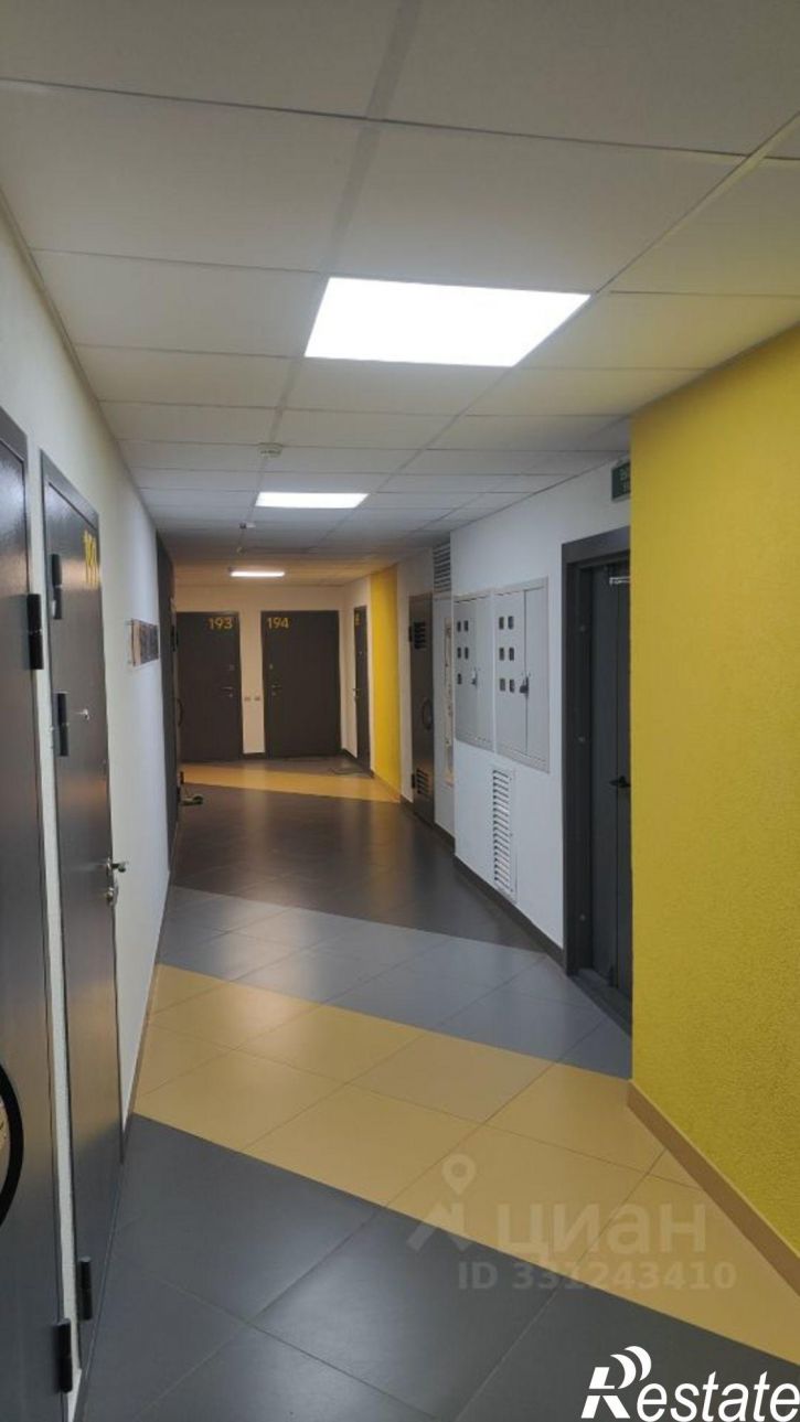 3-комн квартира ул Ясный Берег, 16,  д. 16