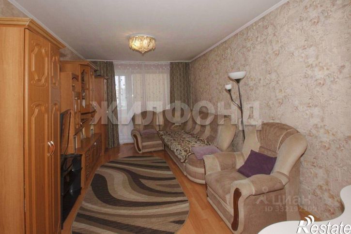 3-комн квартира ул Кошурникова, 37/1,  д. 37/1