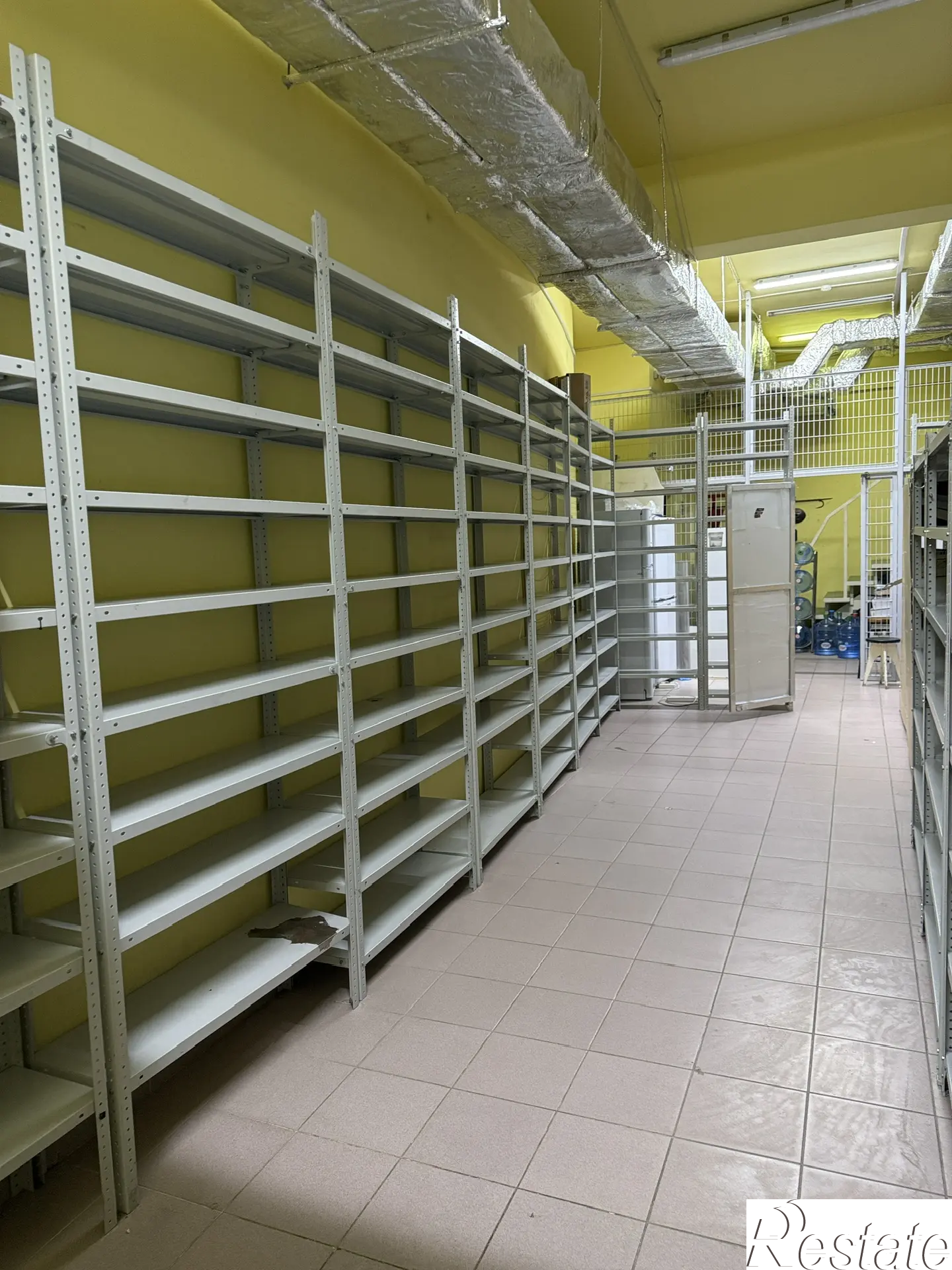 Сдать складское помещение за 500 рублей на Гоголя , 15