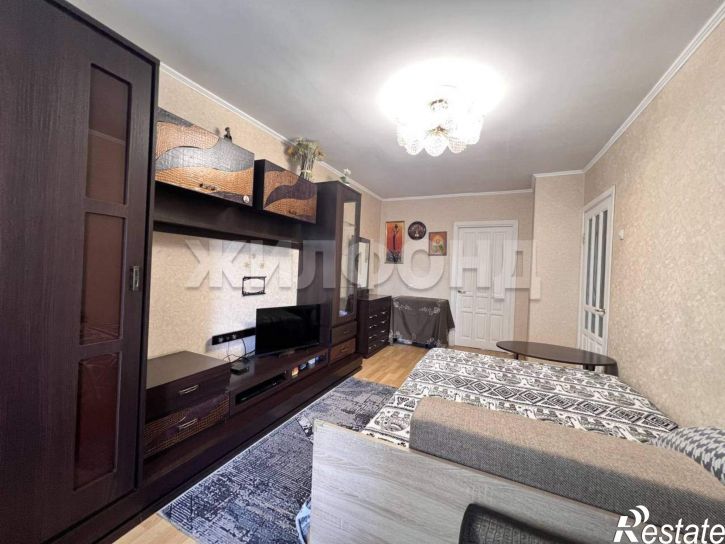 2-комн квартира Солидарности улица, д.14