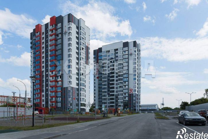 3-комн квартира Связистов улица, д.162/3