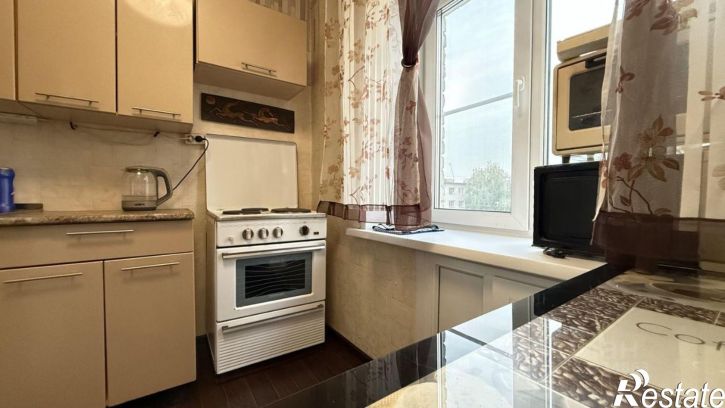 2-комн квартира ул Забалуева, 21,  д. 21