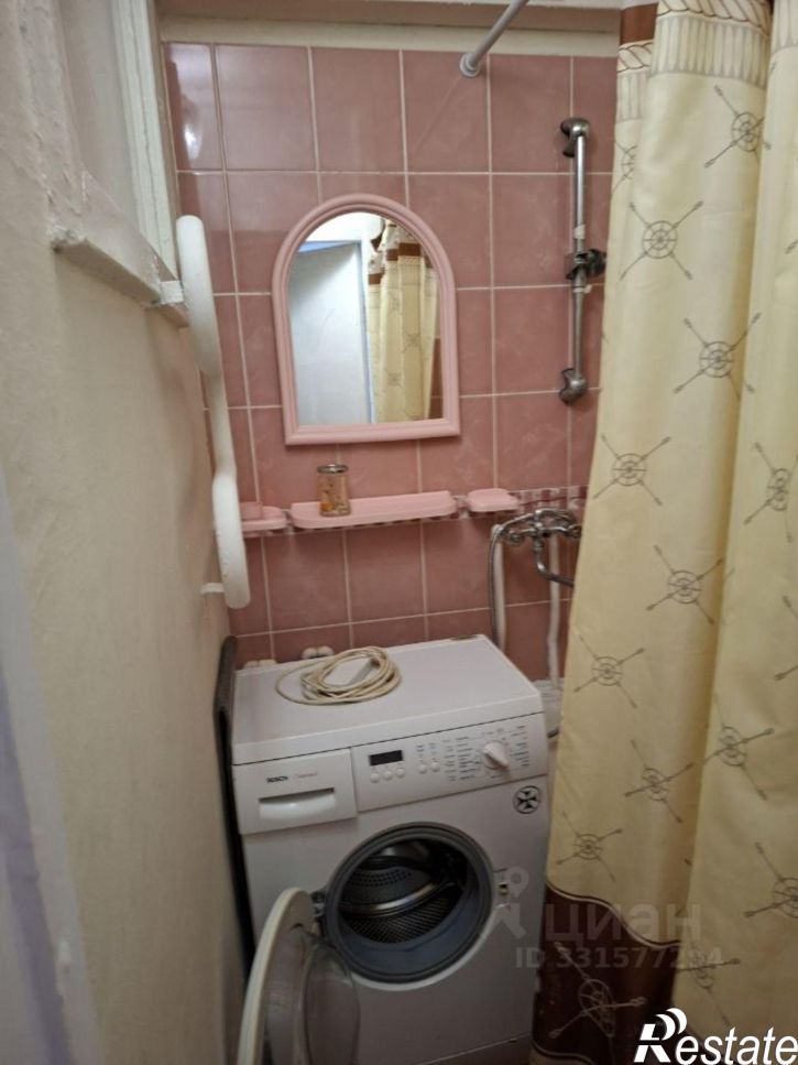 Комната б-р Молодежи, 30,  д. 30