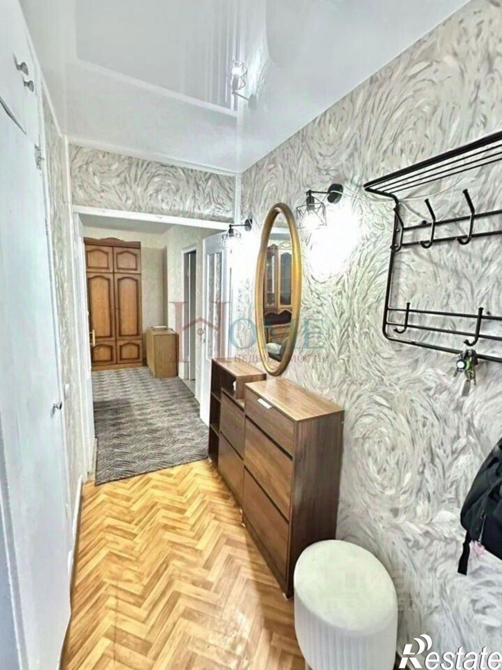 3-комн квартира ул Бориса Богаткова, 175,  д. 175