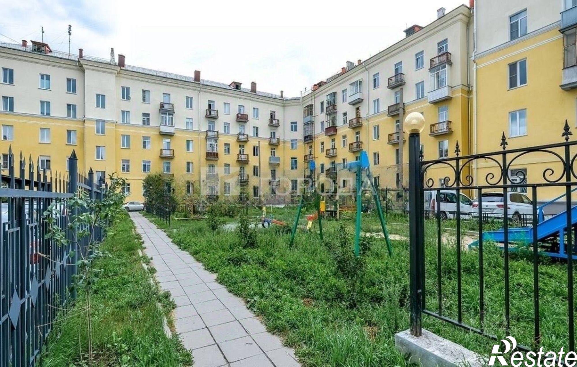 Купить комнату за 1 750 000 рублей на ул Титова, 12