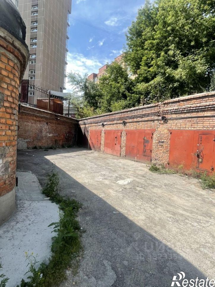 Гараж/парковка ул Орджоникидзе, 35,  д. 35