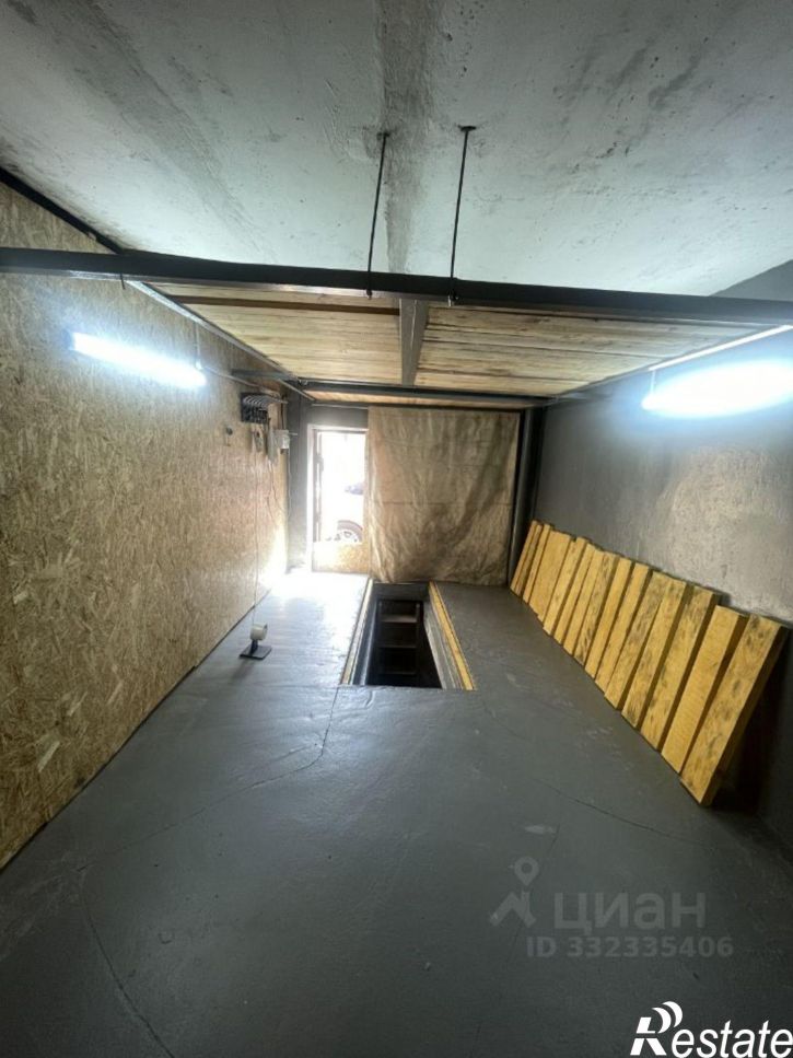 Гараж/парковка ул Орджоникидзе, 35,  д. 35