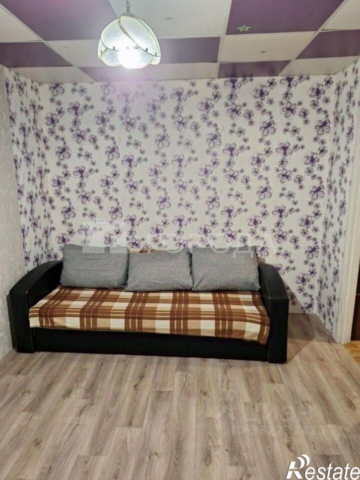 1-комн квартира ул Есенина, 9/1,  д. 9/1