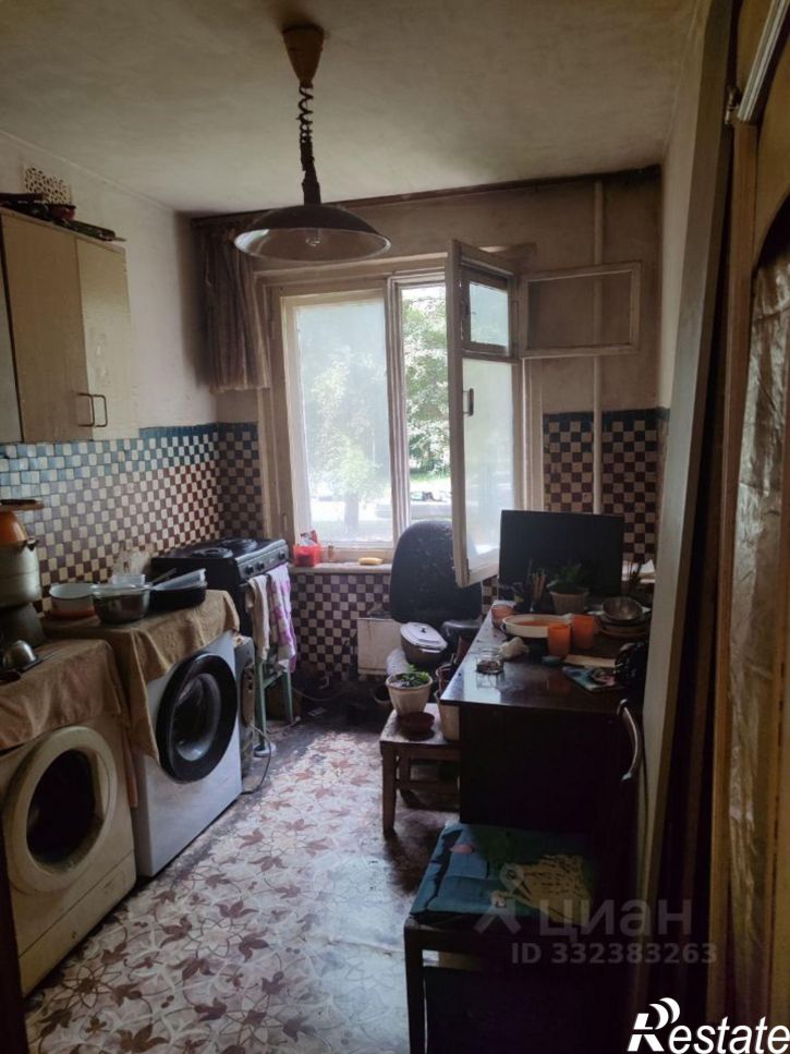 4-комн квартира ул Петухова, 74,  д. 74