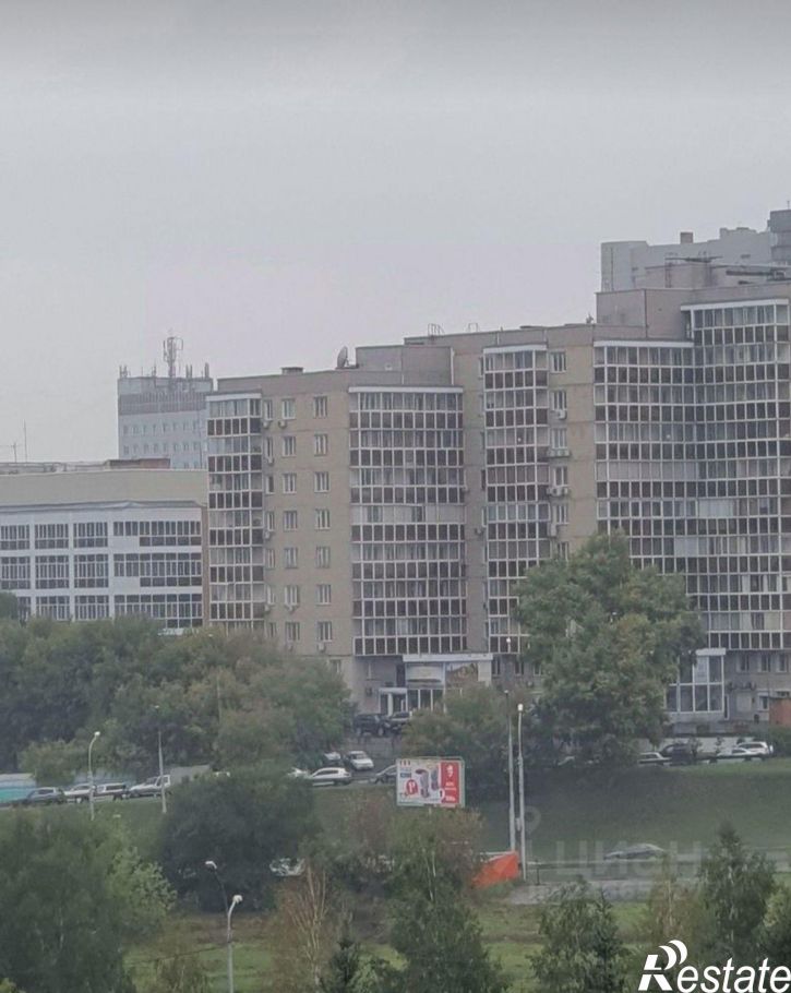 Гараж/парковка ул Коммунистическая, 77,  д. 77