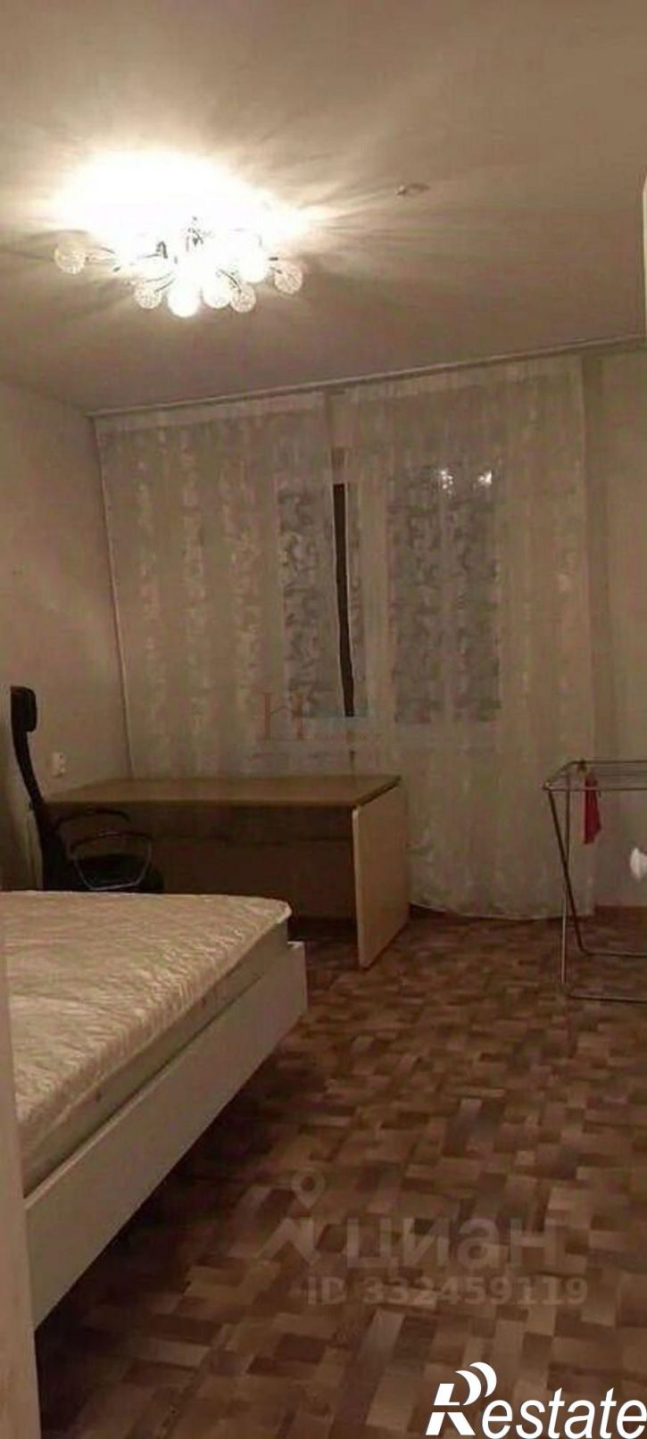 3-комн квартира ул Петухова, 160/1,  д. 160/1