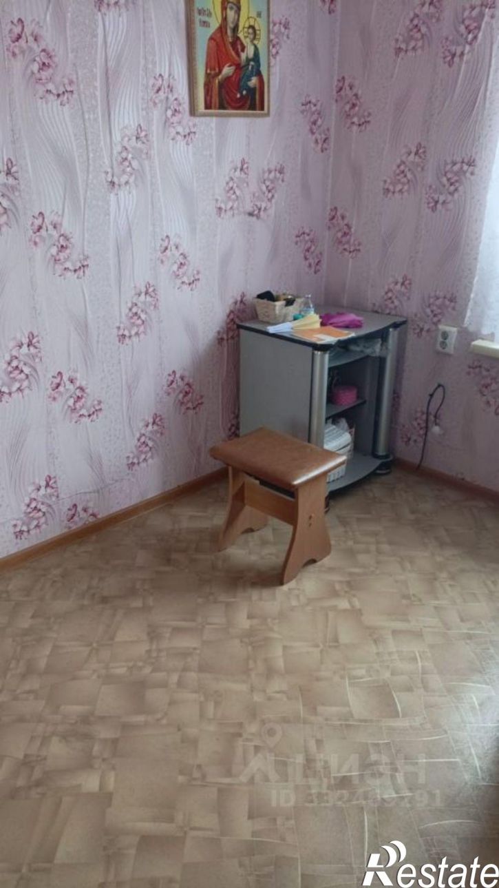Комната 3-й Инюшенский пер, 30,  д. 30