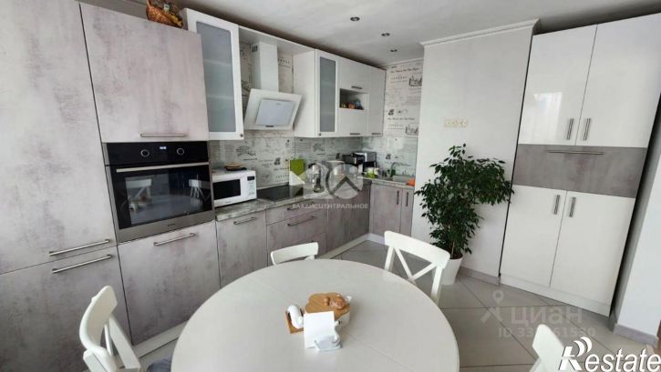 3-комн квартира ул Рябиновая, 10/1,  д. 10/1