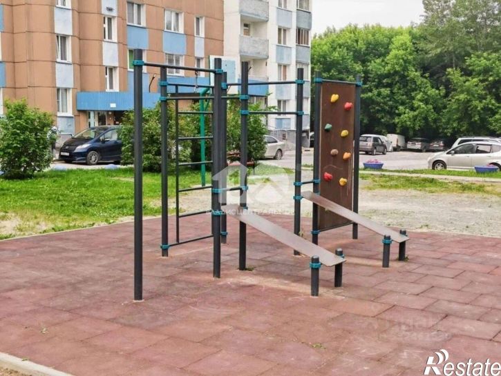 3-комн квартира ул Рябиновая, 10/1,  д. 10/1