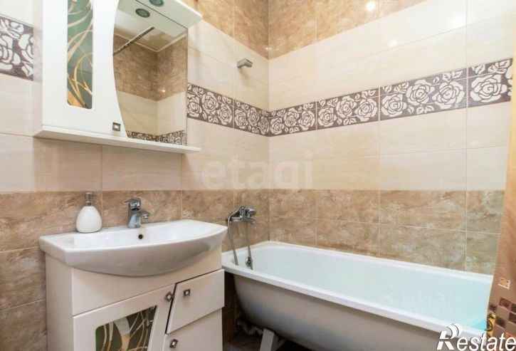 1-комн квартира ул Титова, 253/1,  д. 253/1