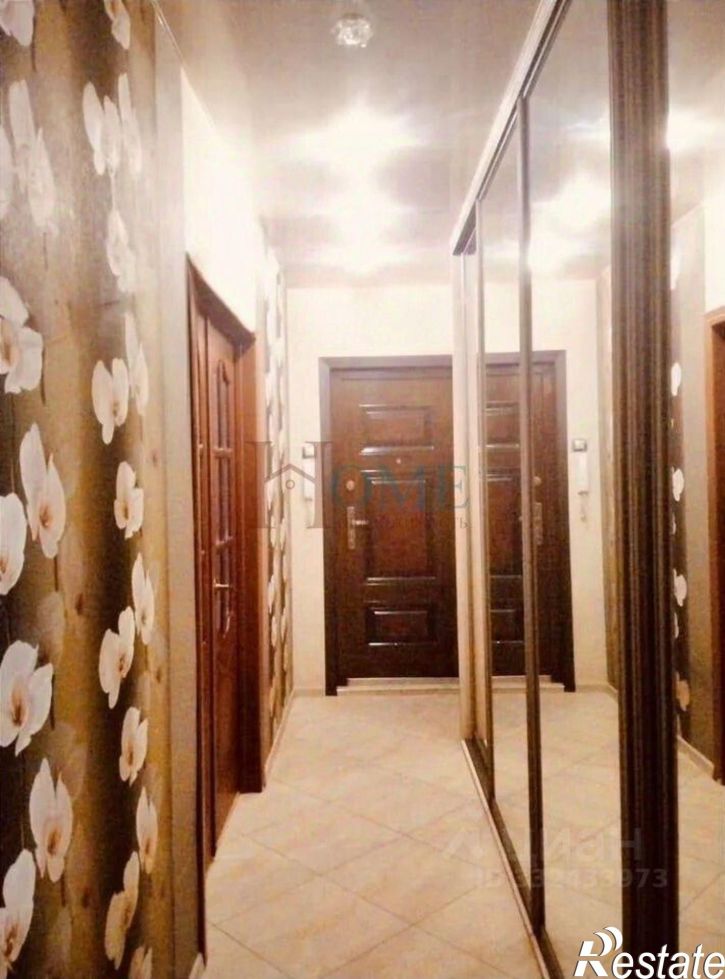 3-комн квартира ул Земнухова, 12,  д. 12
